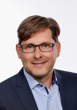 Dr. Andreas Gierth